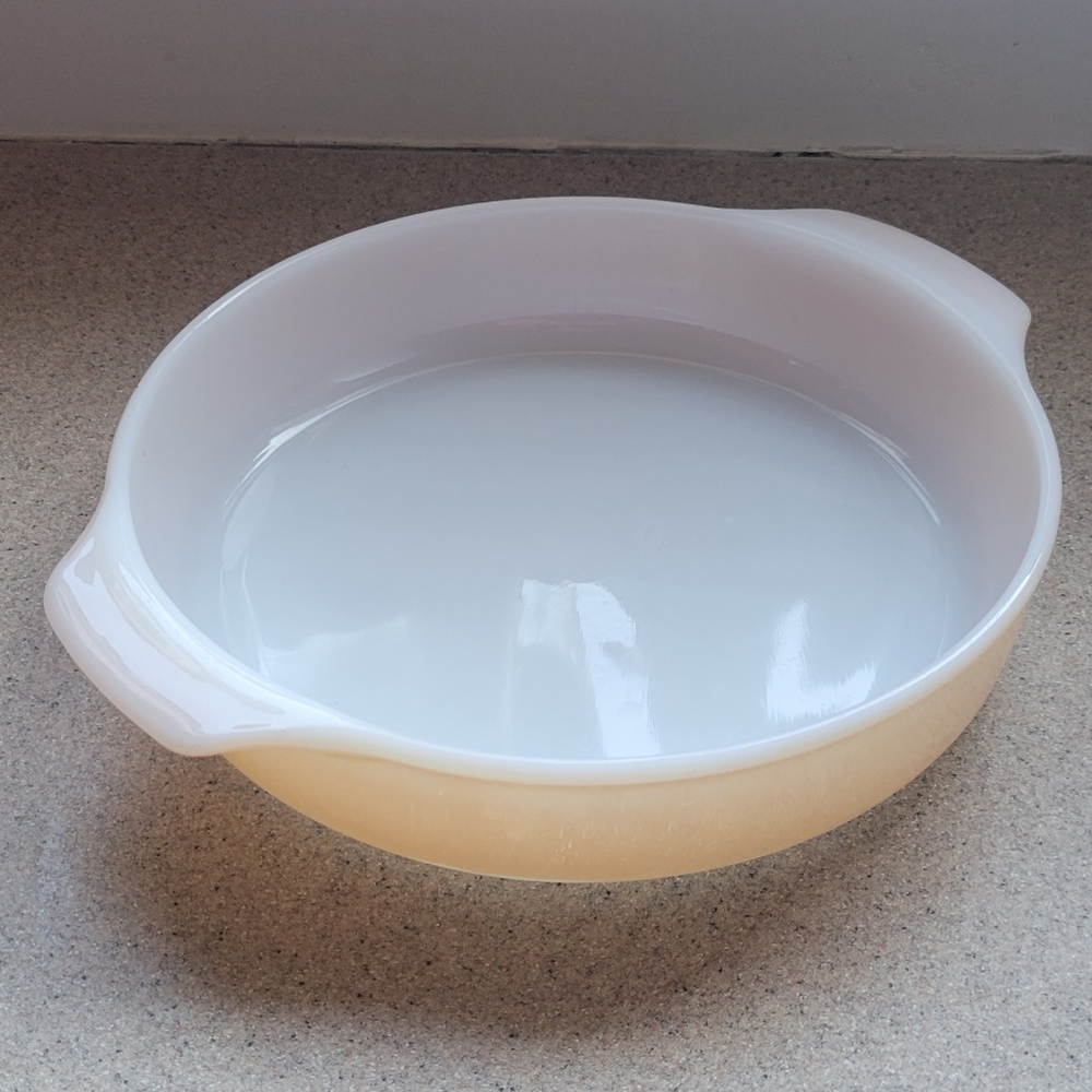 Peach 9" #429 Anchor Hocking Fire King Dish